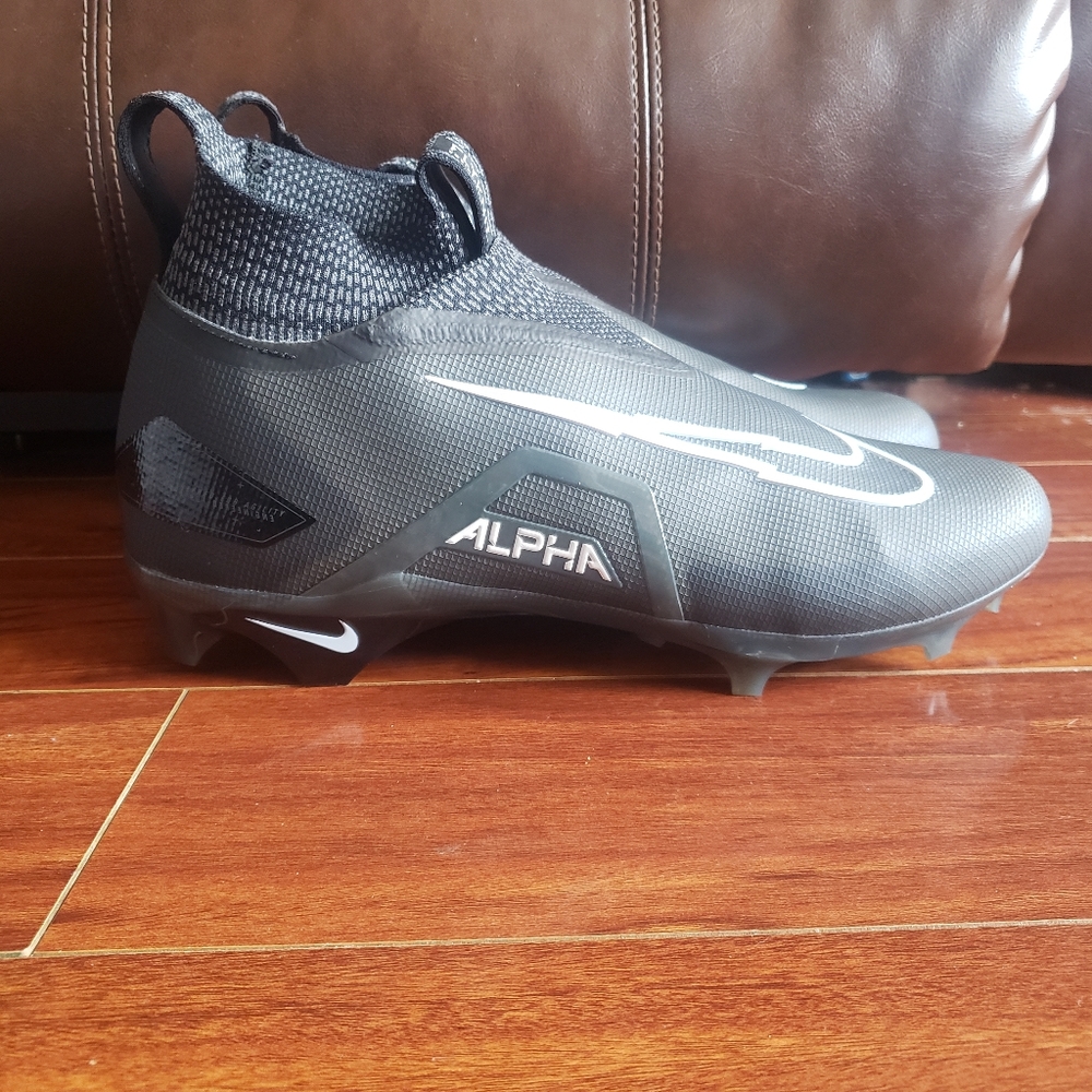 Nike Alpha Menace elite 3